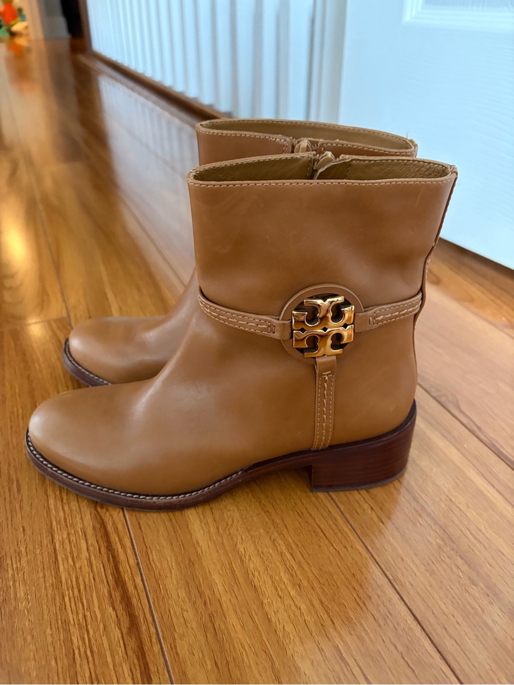 TORY BURCH Miller Leather Zip Booties Tan Brown - Excellent Condition